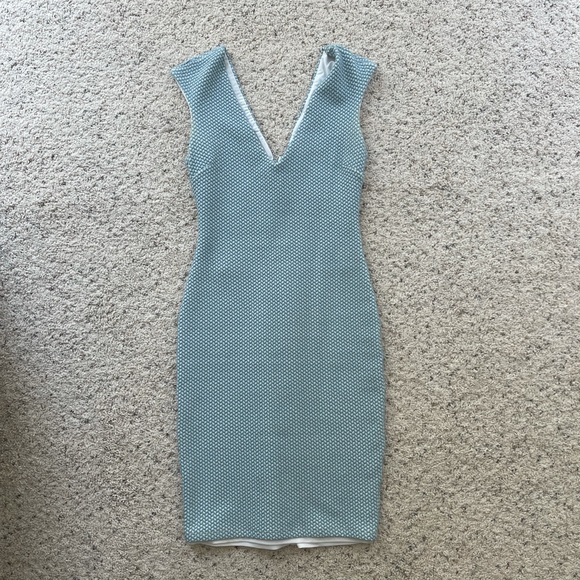 Bebe baby blue body con dress - Picture 2 of 4